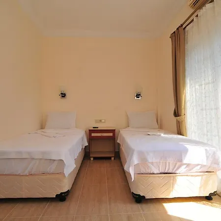 Отель Manolya Ортакент