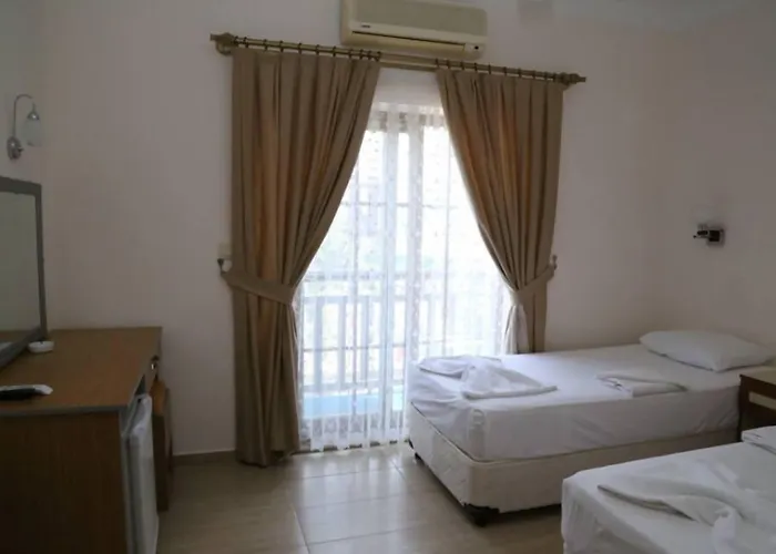 Hotel Manolya 4*